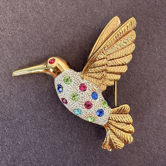 Premier Designs Hummingbird Pin Brooch Jewel Multi Colored Rhinestones Gold Tone - Picture 1 of 6